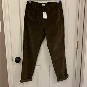 Relaxed fit olive green cords